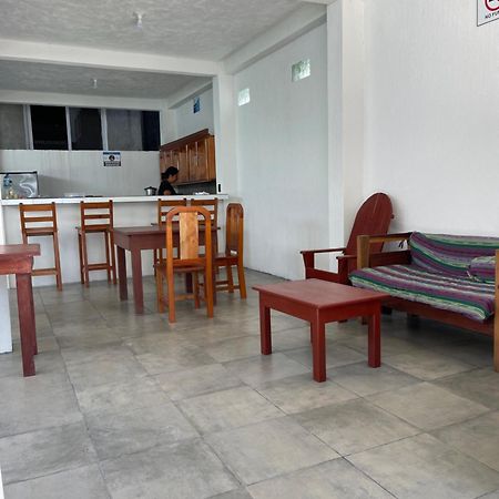 Sun Breeze Hotel El Remate Exterior photo