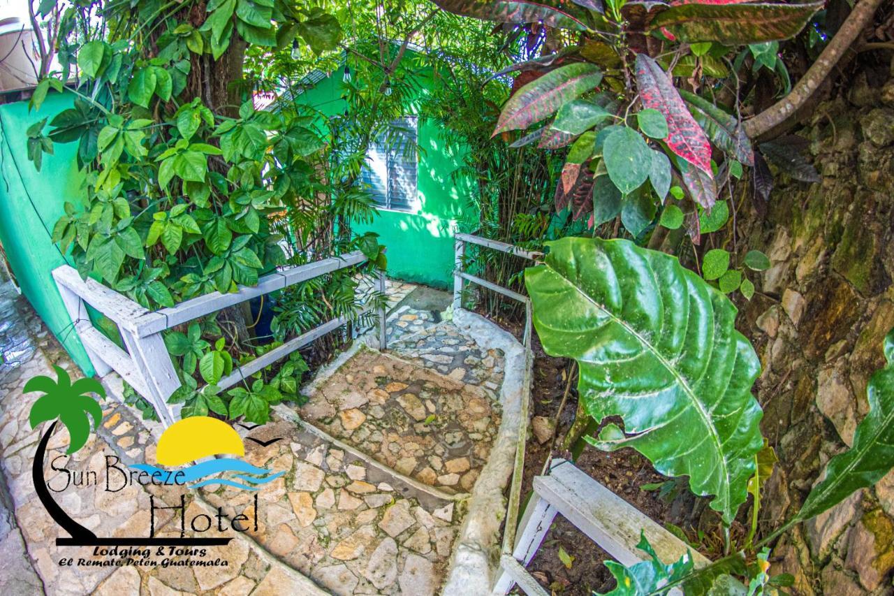 Sun Breeze Hotel El Remate Exterior photo